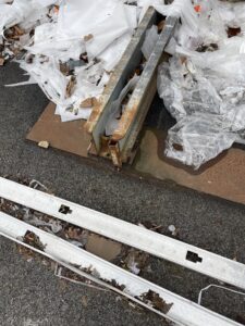 USED rusty Cantilever Racking3
